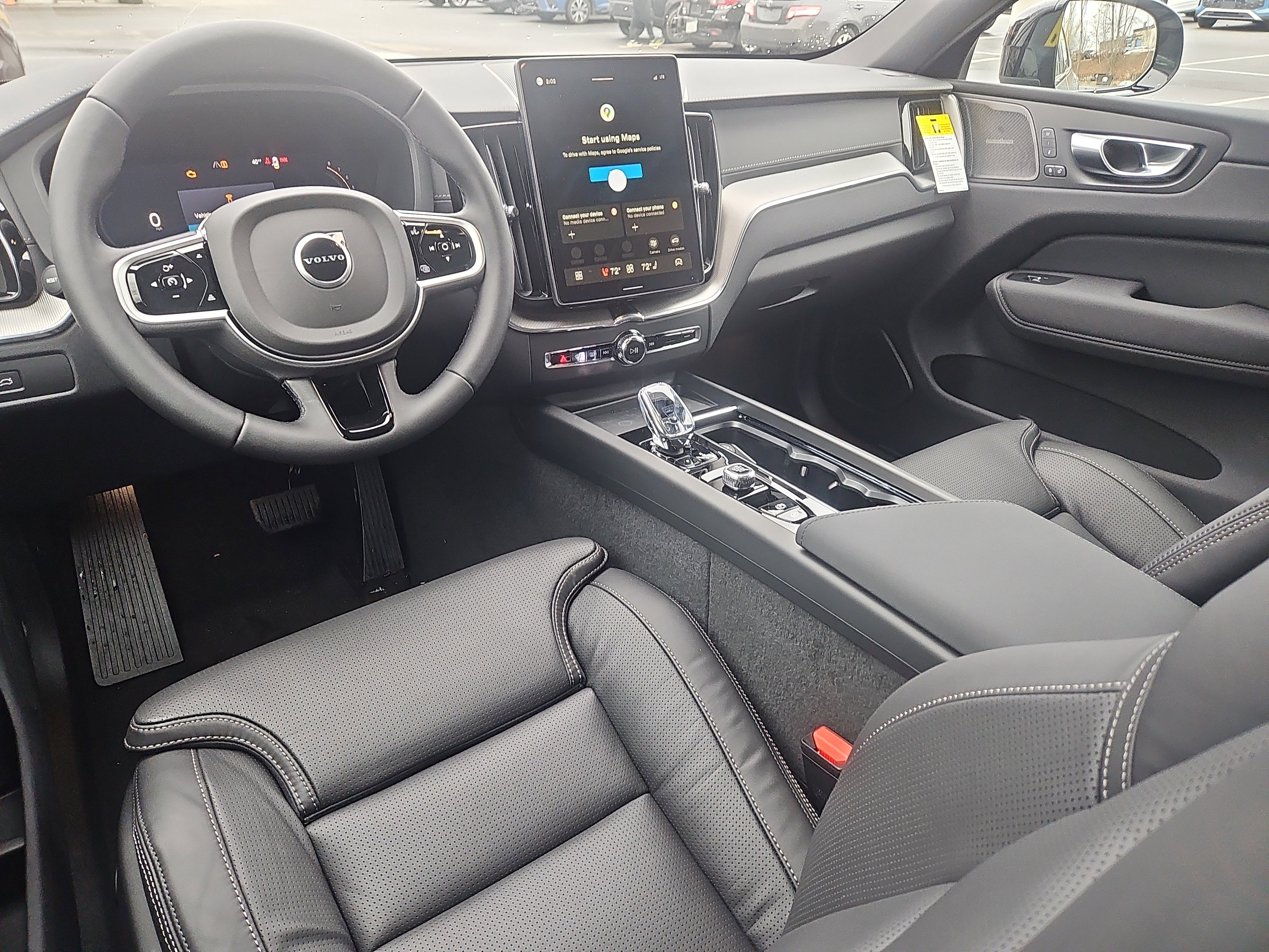 New 2026 Volvo XC60 B5 Ultra w/ Protection Package Premier image 3