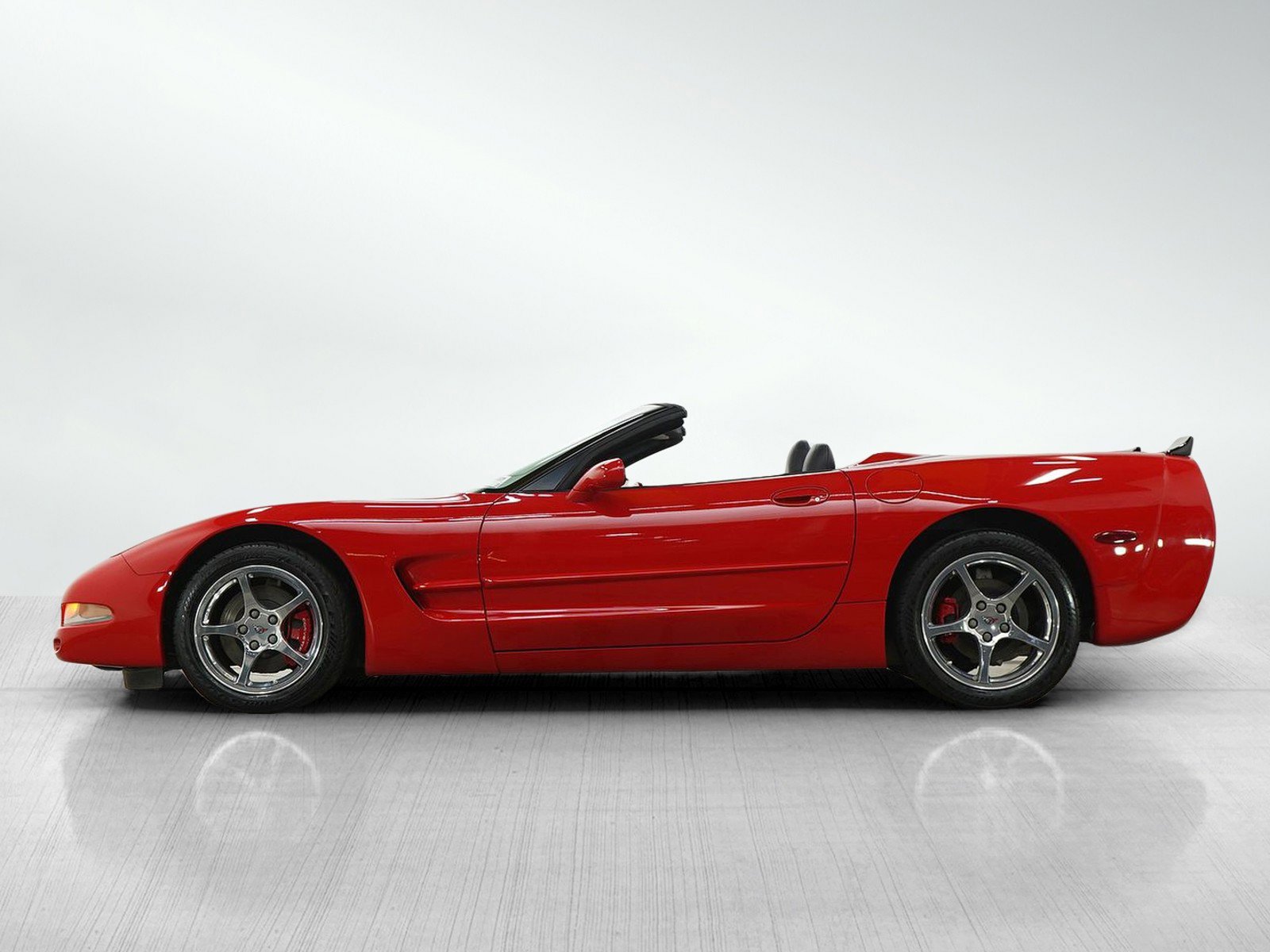 Used 2001 Chevrolet Corvette Convertible w/ Preferred Equipment Group1 image 2