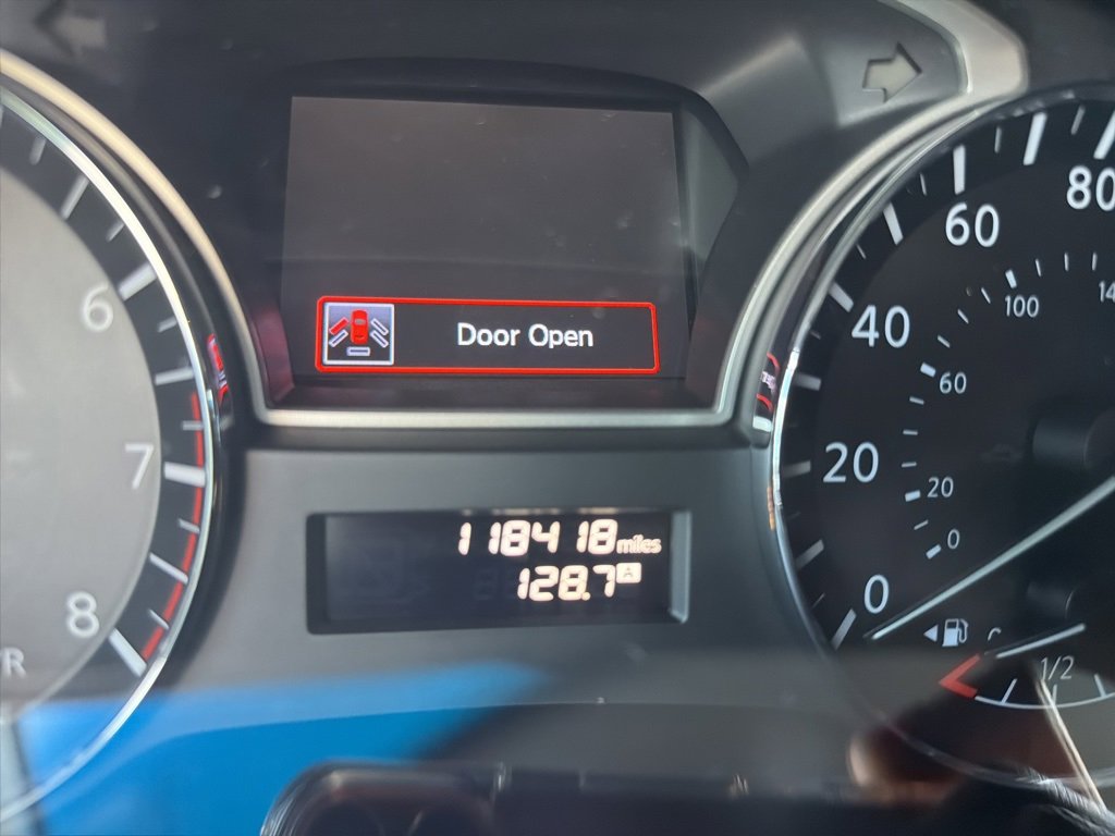 Used 2014 Nissan Pathfinder SL w/ SL Tech Package image 8