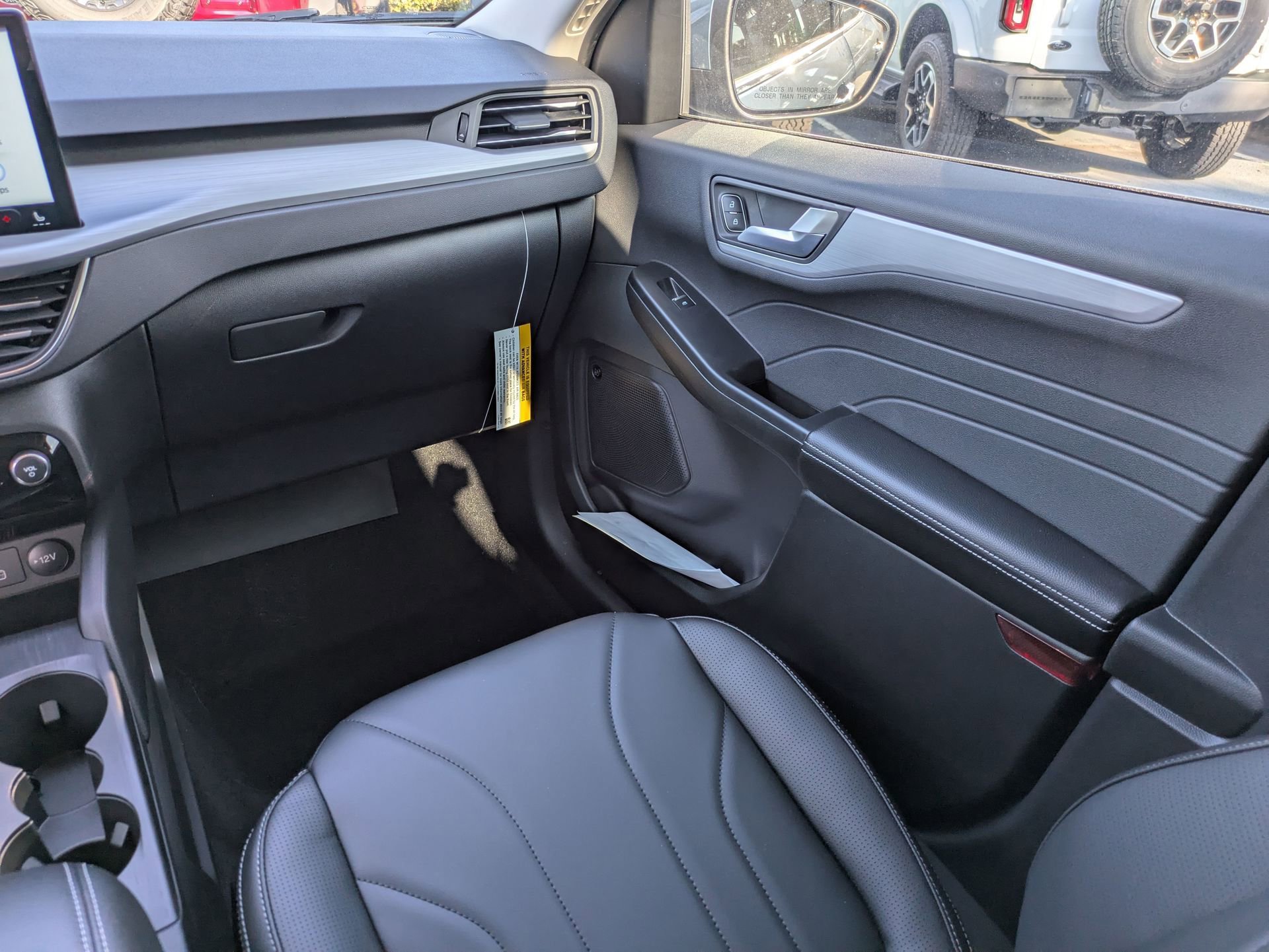 New 2026 Ford Escape SE w/ PHEV Premium Package image 19