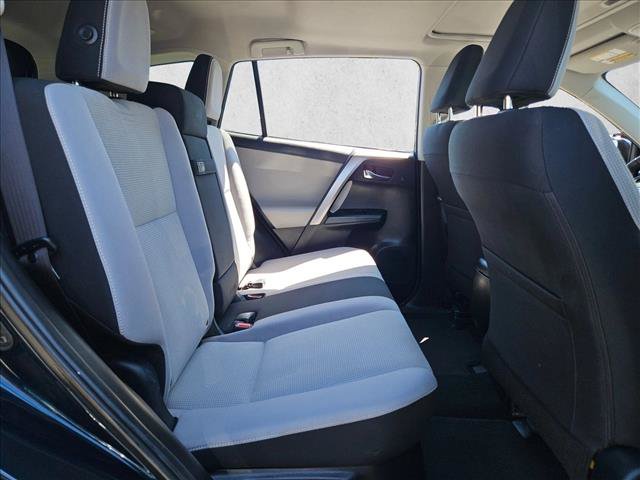 Used 2017 Toyota RAV4 XLE AWD/4WD image 20