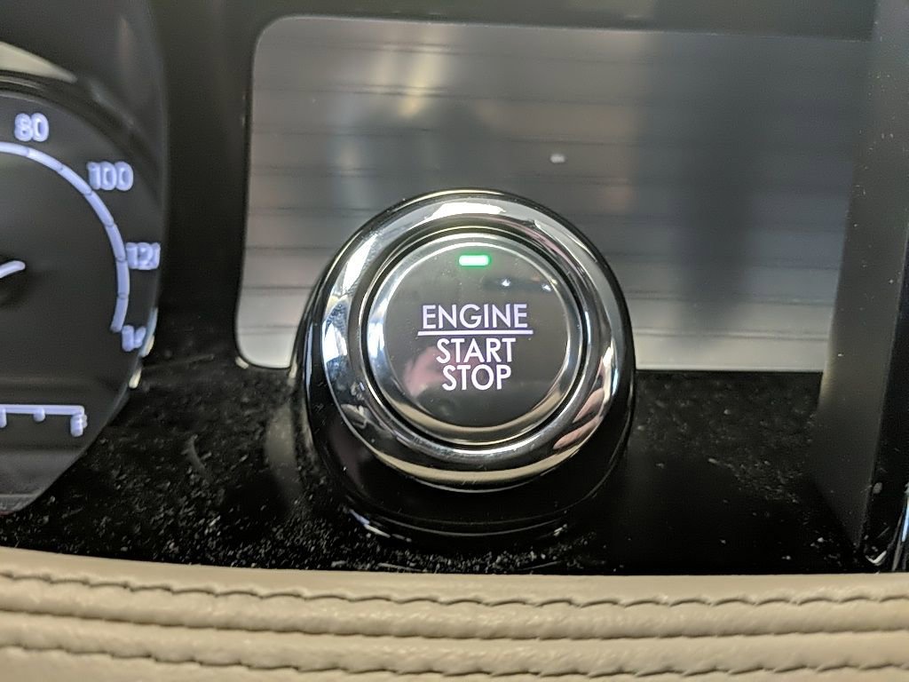 Certified 2022 Lincoln Corsair AWD w/ Equipment Group 101A image 23