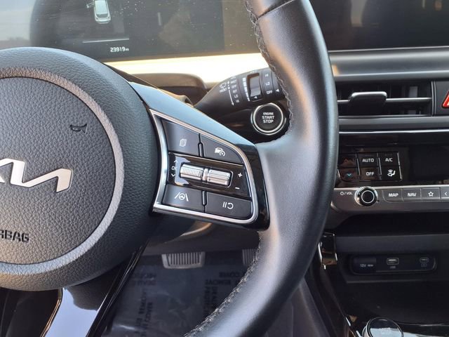 Used 2025 Kia Seltos S FWD image 16