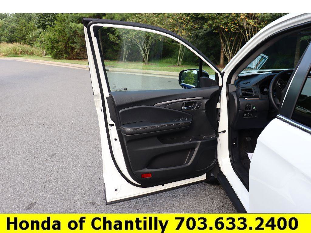 Used 2025 Honda Ridgeline RTL image 18