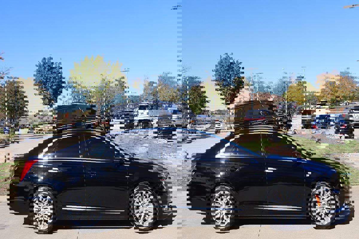 Used 2019 Cadillac XTS Luxury image 5