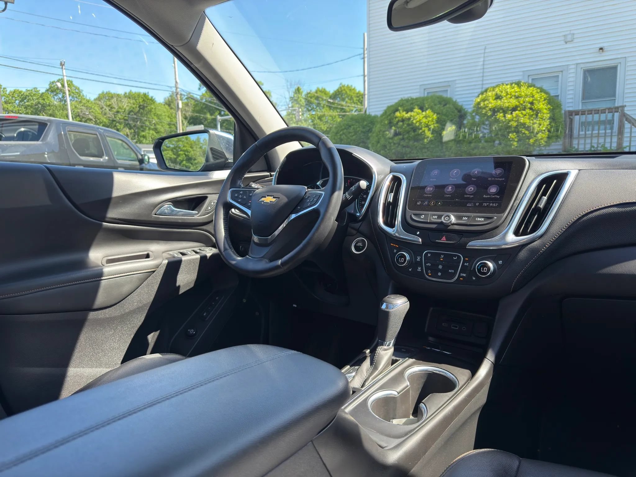 Used 2020 Chevrolet Equinox Premier AWD/4WD image 33