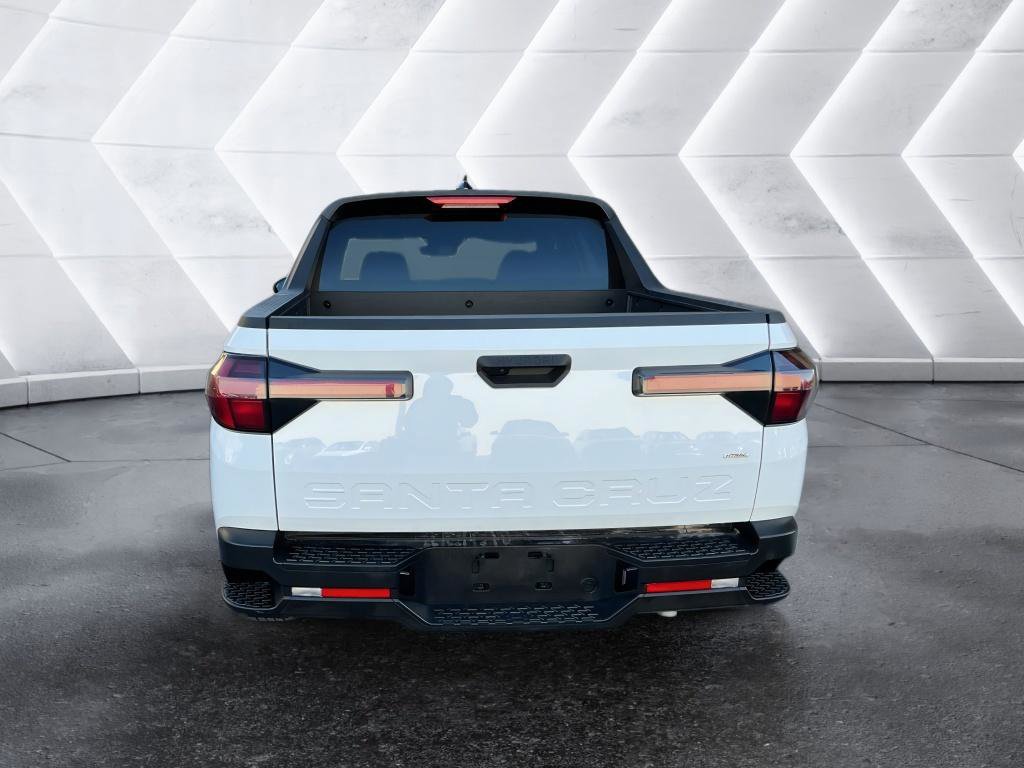 Certified 2025 Hyundai Santa Cruz SE image 3