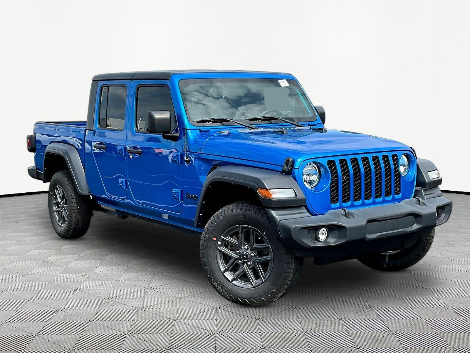Used 2022 Jeep Gladiator Sport AWD/4WD image 3
