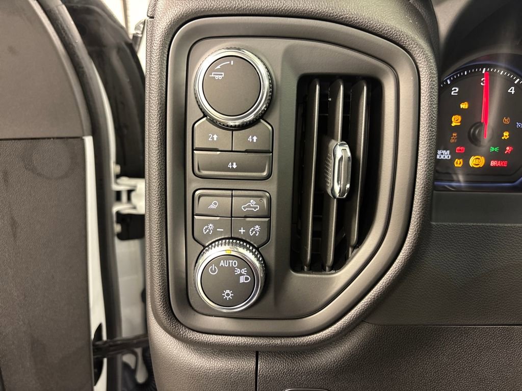 Certified 2024 GMC Sierra 3500 Pro image 33