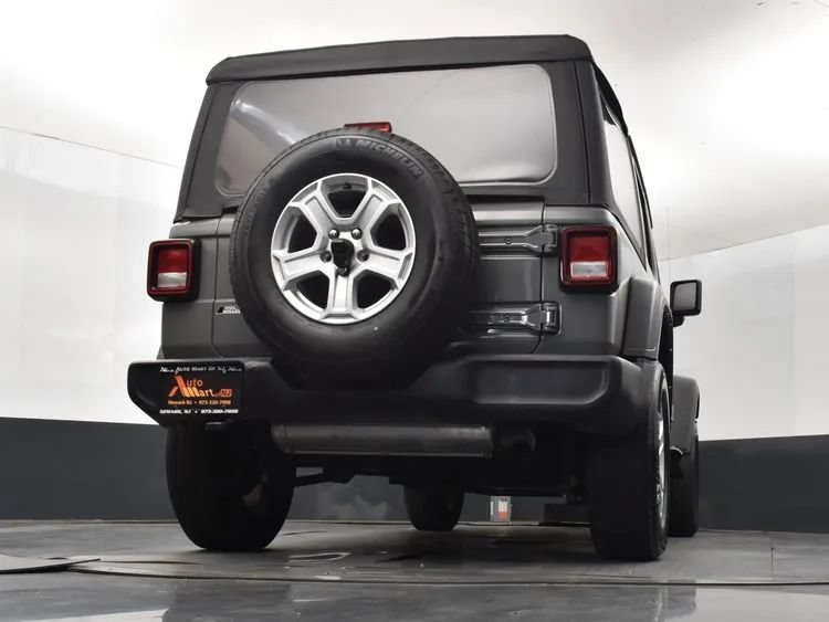 Used 2022 Jeep Wrangler Unlimited Sport AWD/4WD image 10