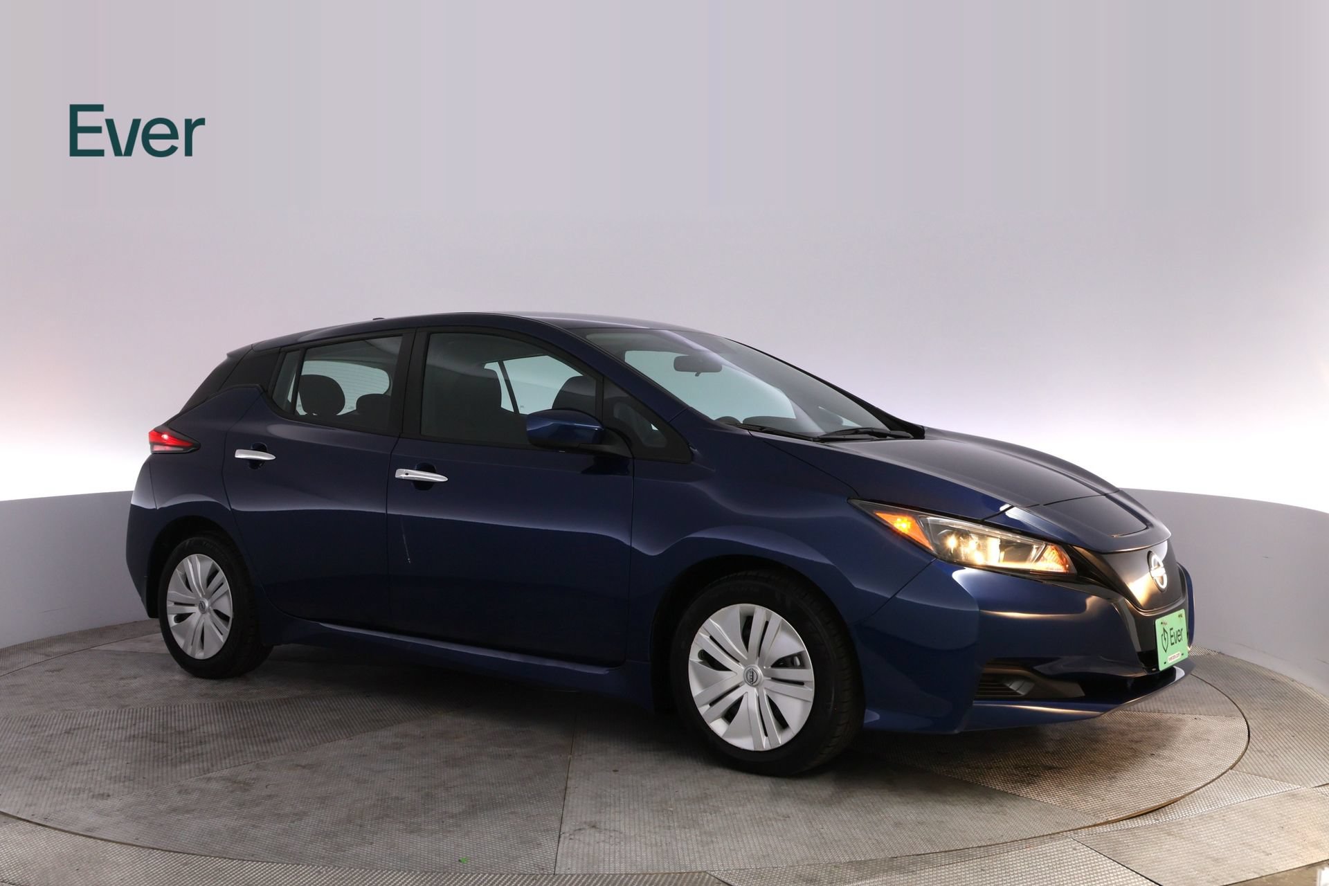 Used 2025 Nissan Leaf S FWD image 14