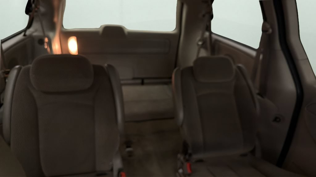 Used 2007 Chrysler Town & Country LX w/ Popular Equipment Group II FWD image 14