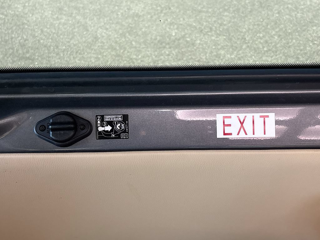 Used 2022 Mercedes-Benz Sprinter 2500 image 33