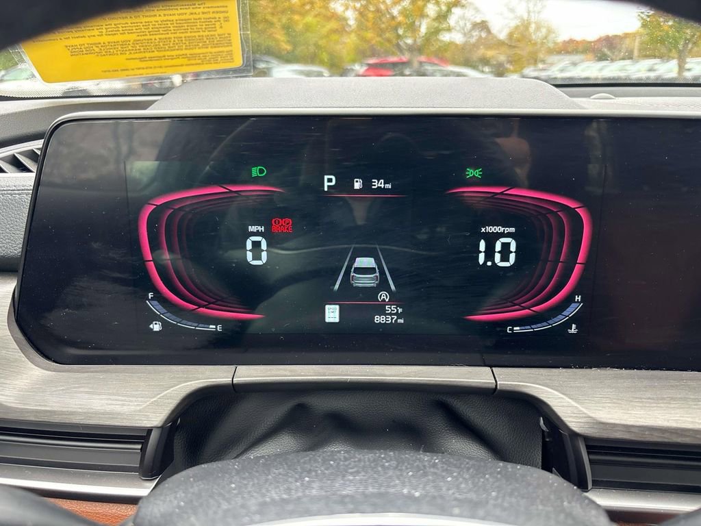 Used 2025 Kia Telluride AWD image 21