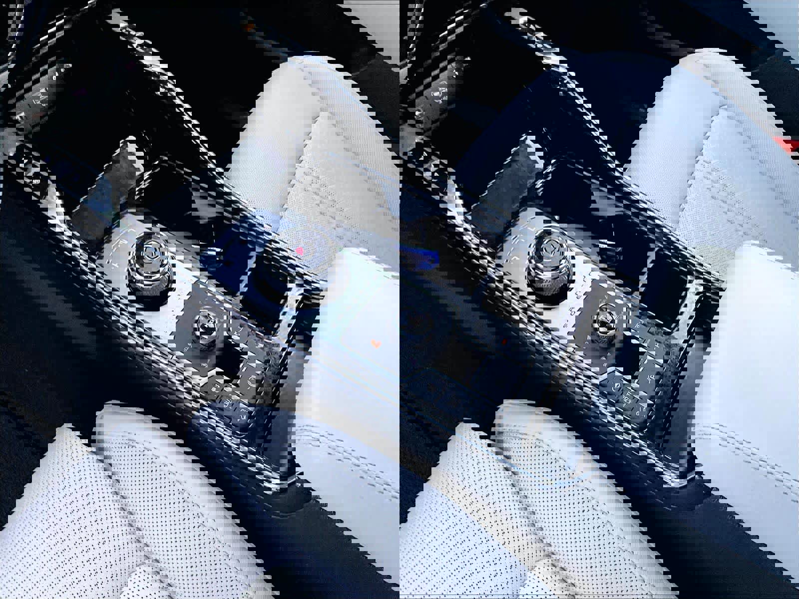 Used 2023 Kia Sorento SX Prestige w/ Panoramic Sunroof Package image 21