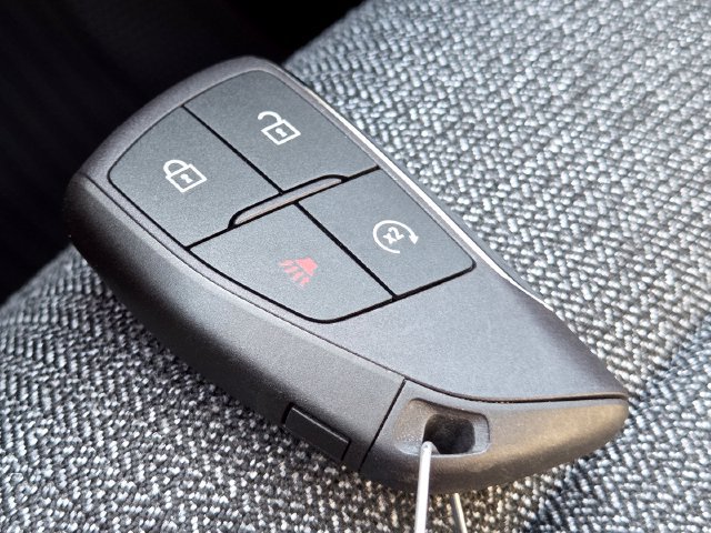 New 2027 GMC Terrain Elevation w/ LPO, Floor Liner Package FWD image 33