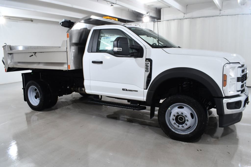 New 2025 Ford F550 4x4 Regular Cab Super Duty image 8