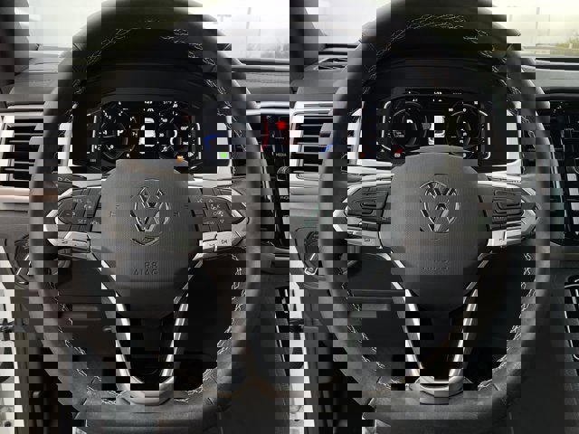 Used 2022 Volkswagen Atlas Cross Sport SE w/ Panoramic Sunroof Package image 16