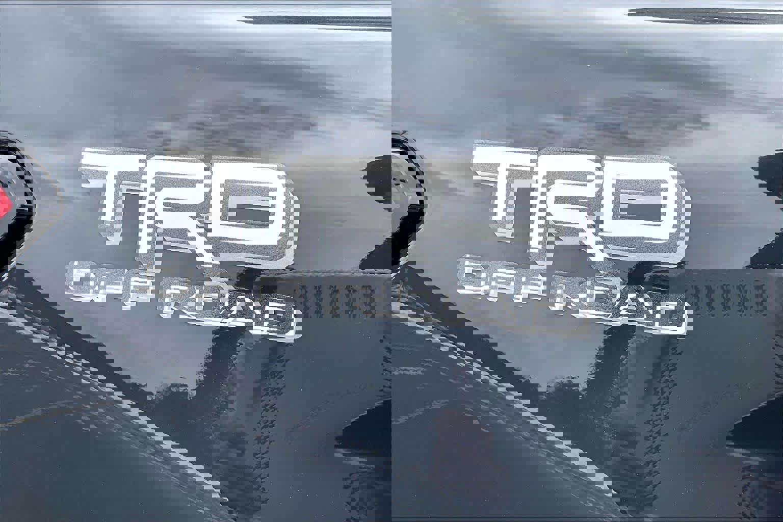 Used 2025 Toyota Tacoma TRD Off-Road image 32