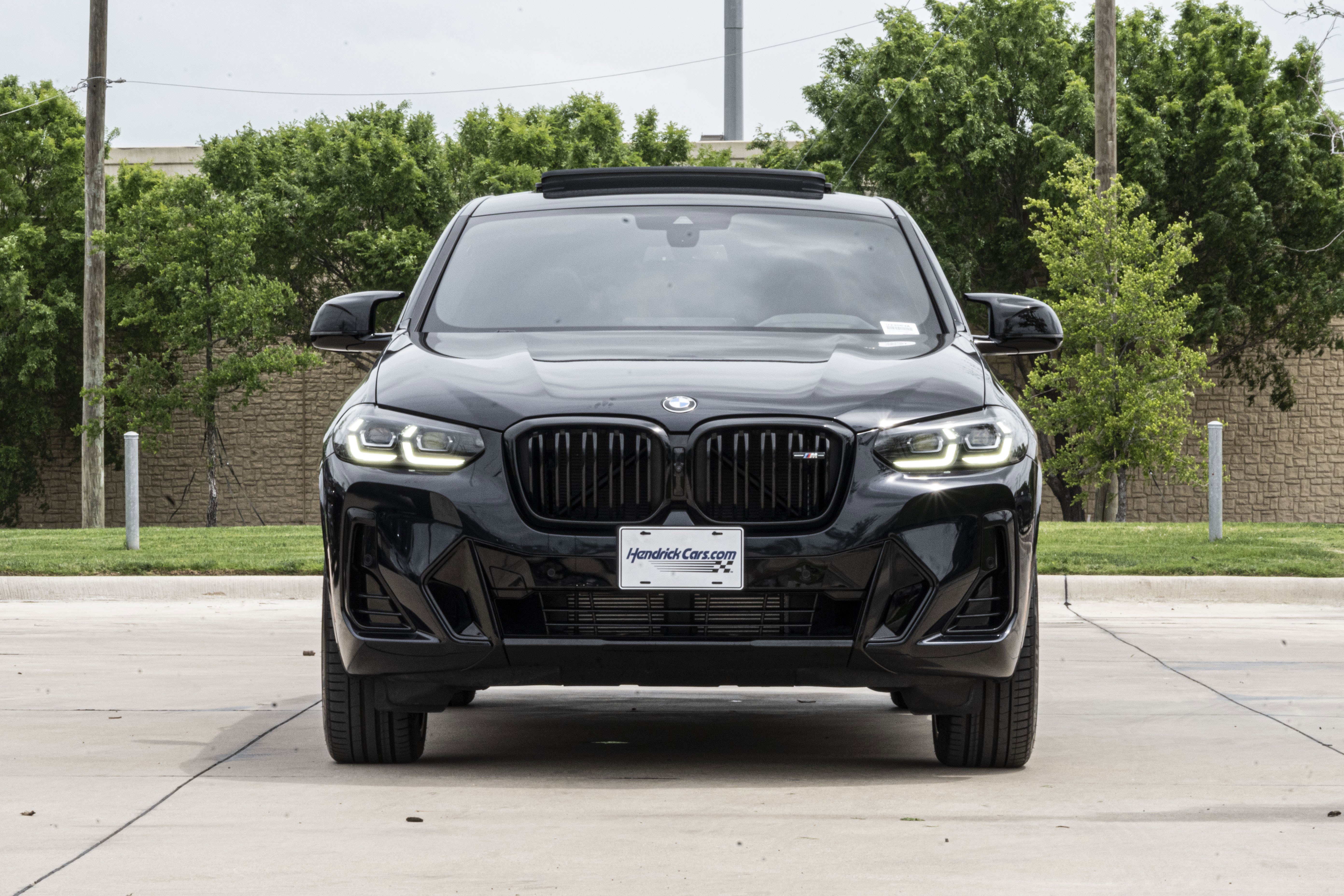 Certified 2024 BMW X4 M40i w/ Premium Package image 3