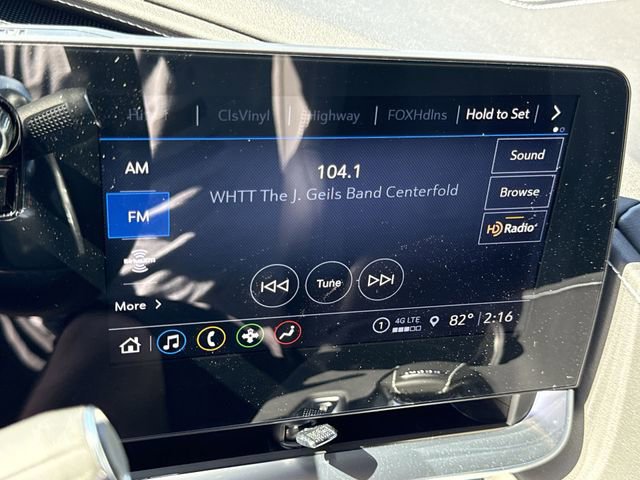 Certified 2023 Chevrolet Corvette Stingray Coupe w/ Chrome Exterior Badge Package image 13