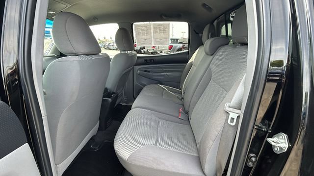 Used 2015 Toyota Tacoma PreRunner w/ Convenience Package RWD image 15