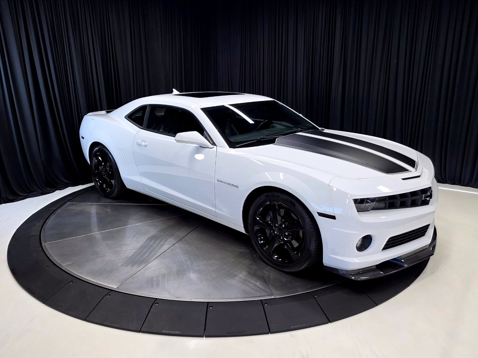Used 2013 Chevrolet Camaro SS w/ RS Package RWD image 54