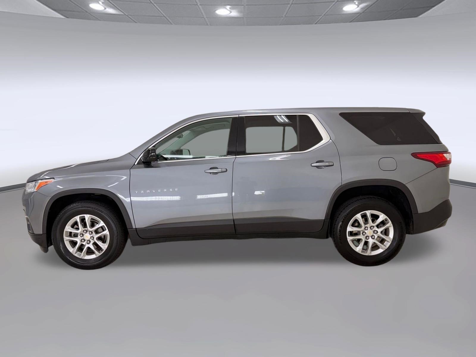 Used 2020 Chevrolet Traverse LS w/ LPO, Floor Liner Package FWD image 2