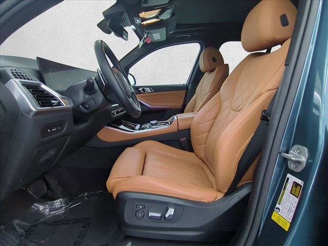 Used 2024 BMW X5 sDrive40i w/ Premium Package RWD image 17