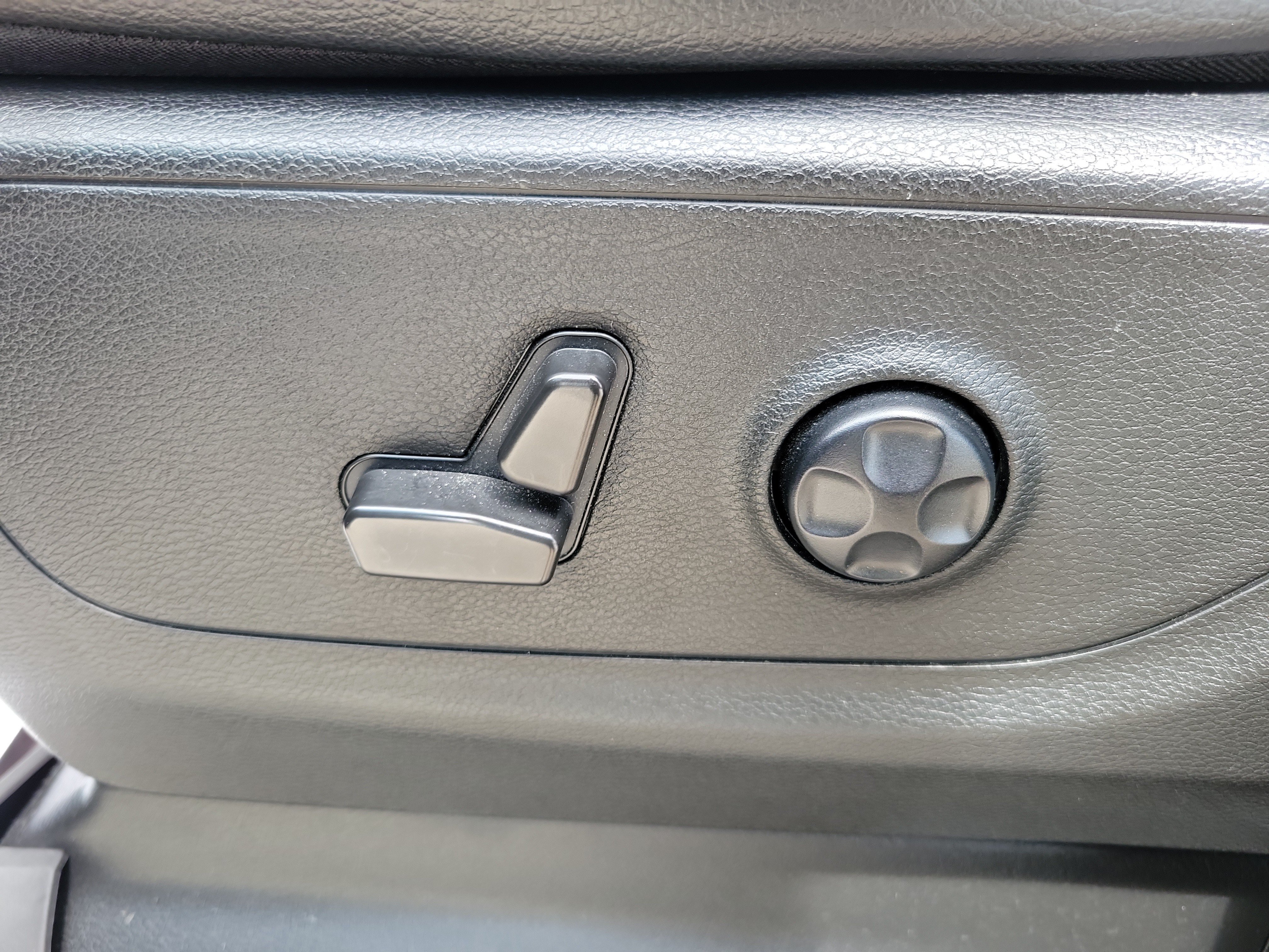 Used 2021 RAM 1500 Rebel w/ Rebel Level 1 Equipment Group AWD/4WD image 14
