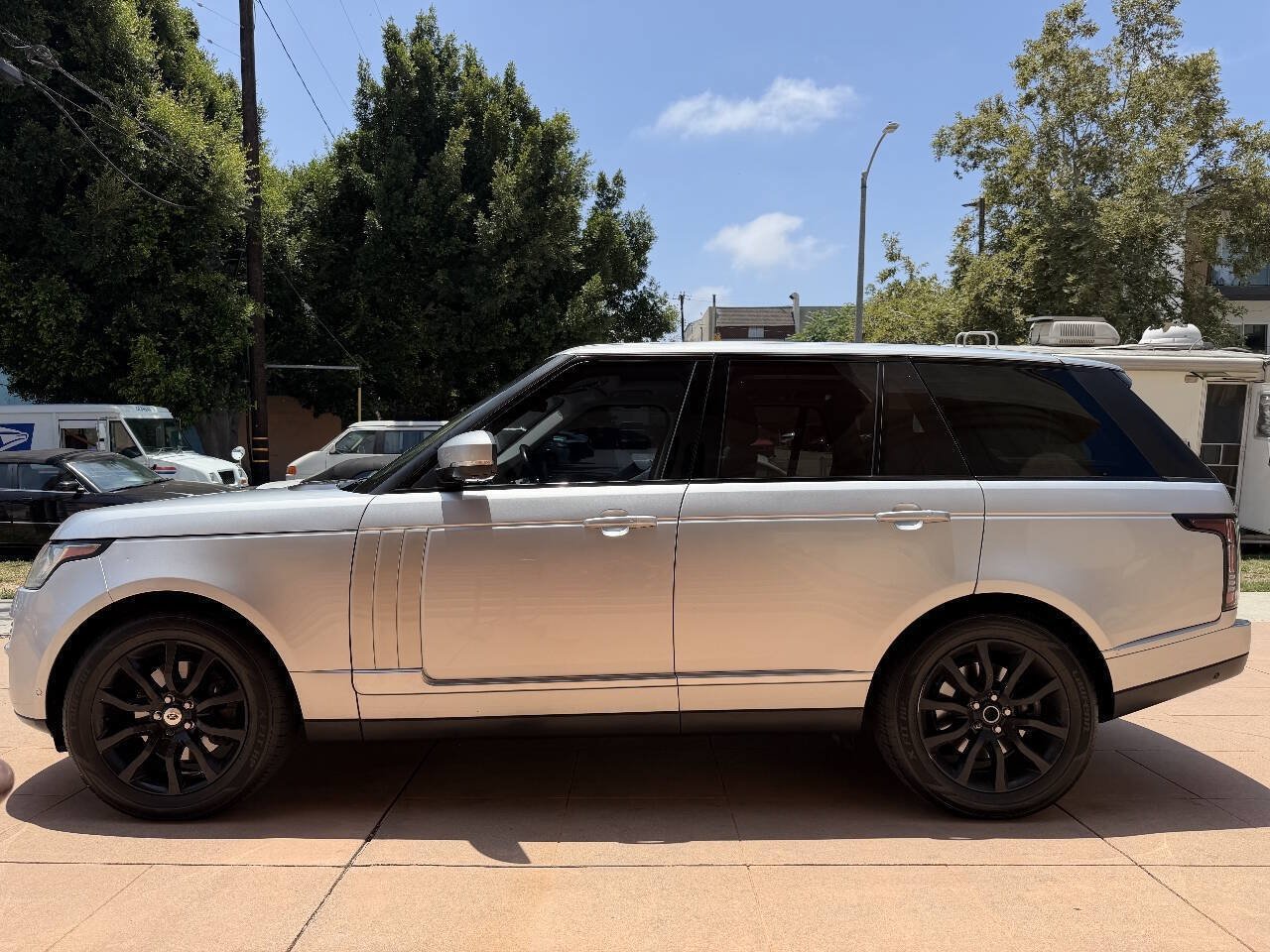Used 2017 Land Rover Range Rover HSE AWD/4WD image 7