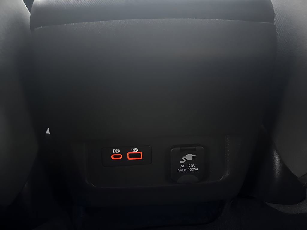 Used 2023 Nissan Frontier SV w/ SV Convenience Package image 13