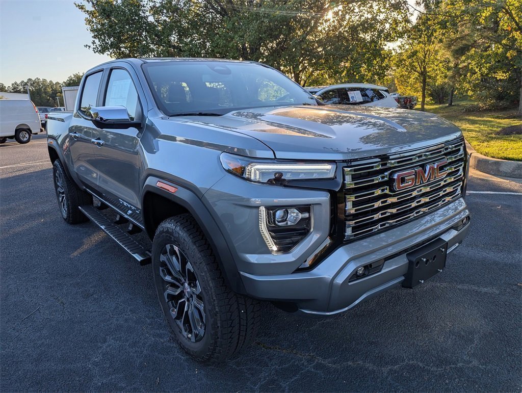 New 2026 GMC Canyon Denali image 2