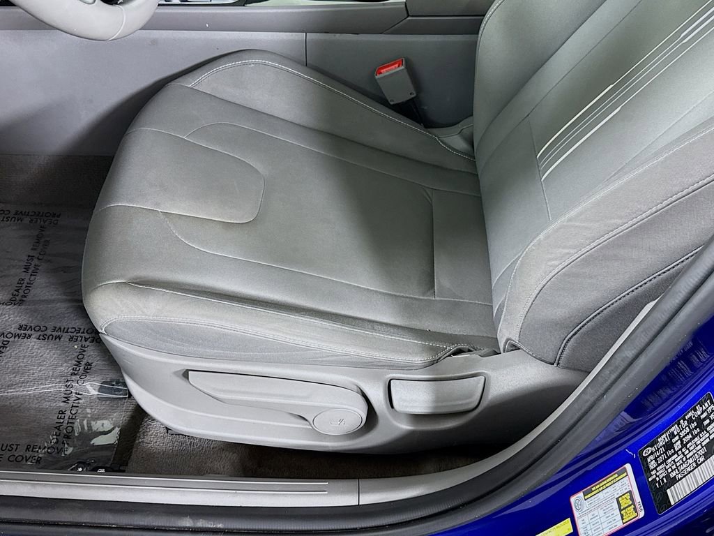 Certified 2021 Hyundai Elantra SEL w/ Convenience Package FWD image 24