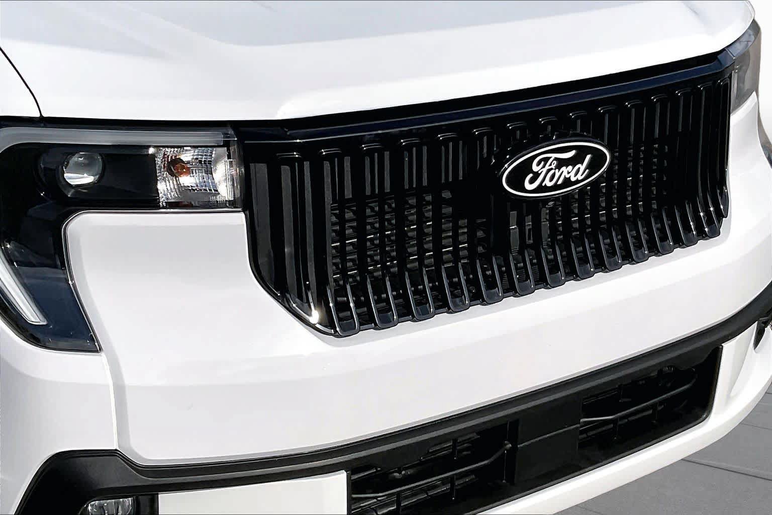 Certified 2025 Ford Maverick Lobo AWD/4WD image 25