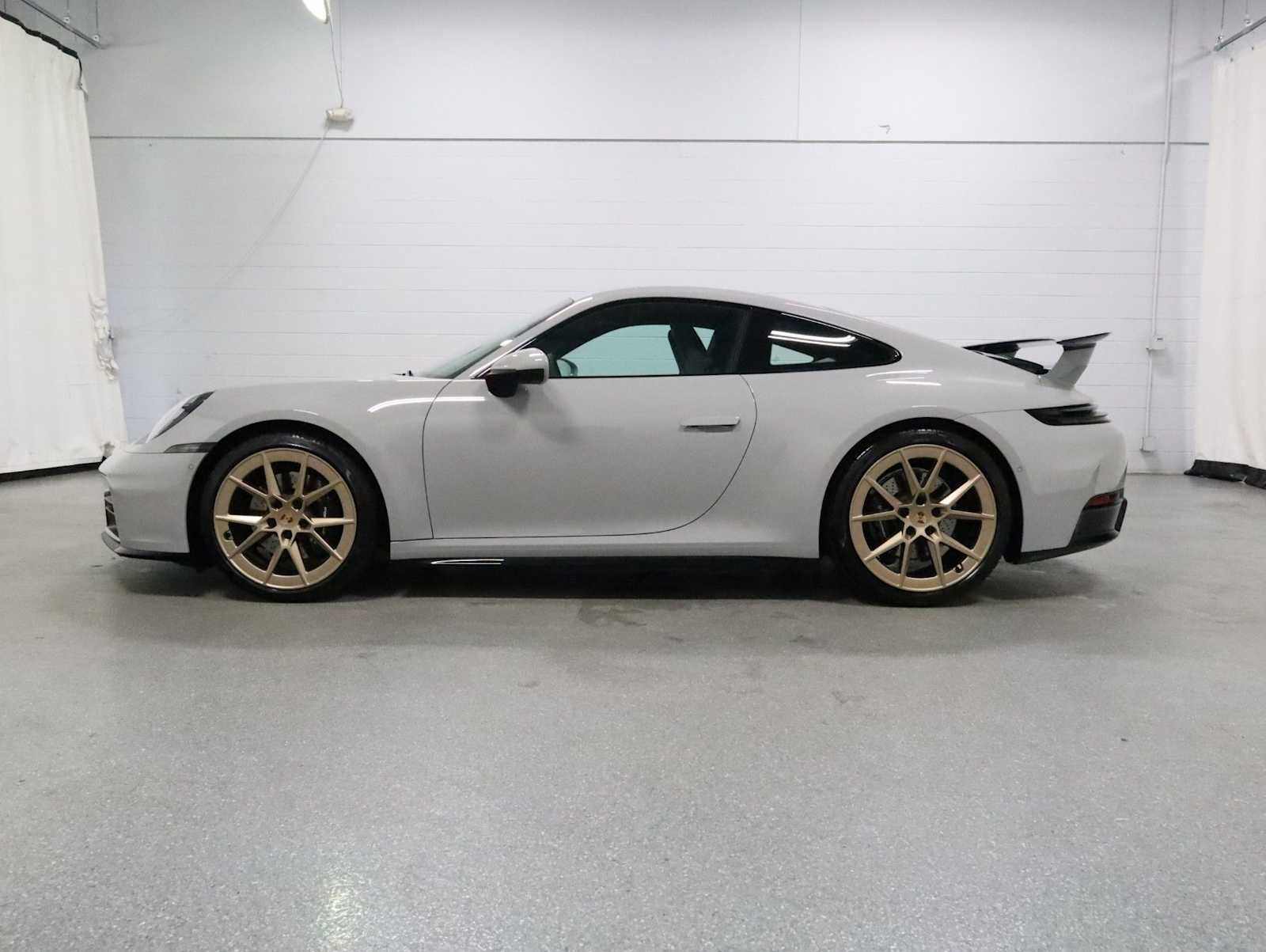 Certified 2025 Porsche 911 Carrera RWD video 2