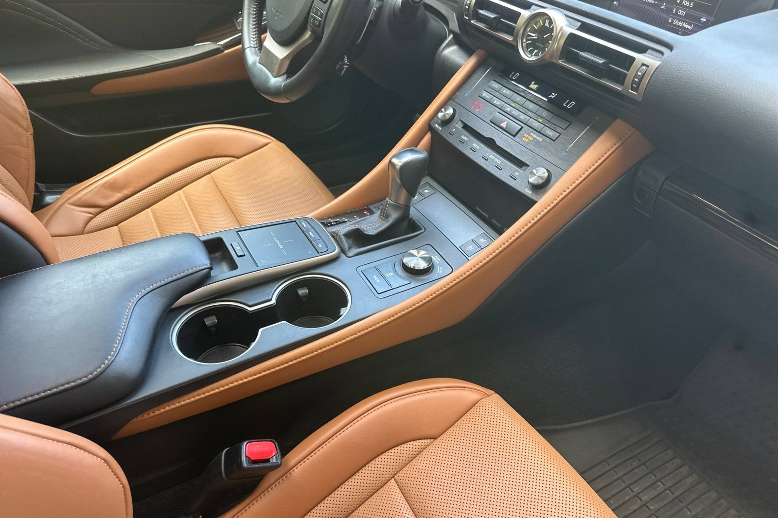 Used 2019 Lexus RC 300 w/ Premium Package RWD image 18