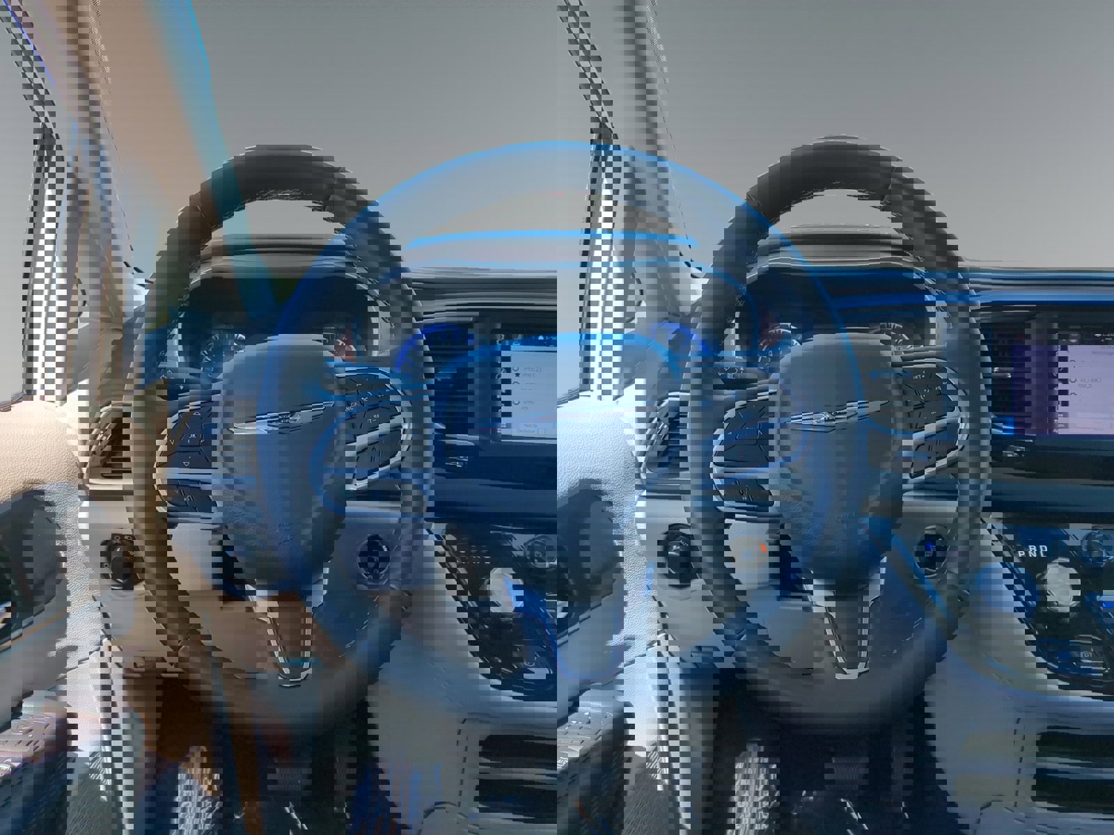 Used 2024 Chrysler Voyager LX image 12