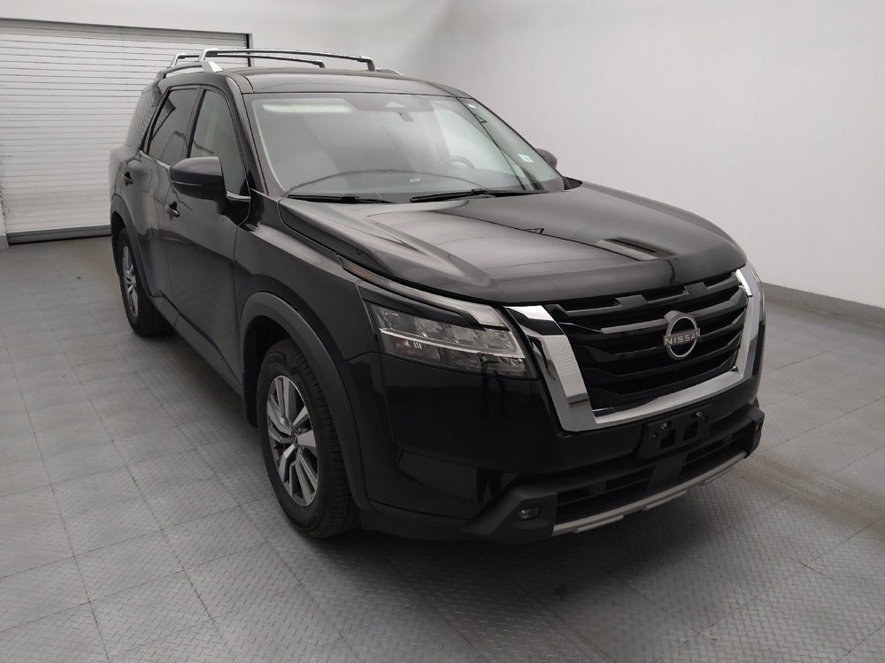 Used 2022 Nissan Pathfinder SL AWD/4WD image 11