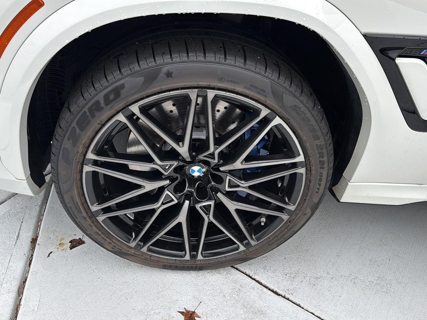 Used 2024 BMW X6 M Competition w/ Executive Package image 32