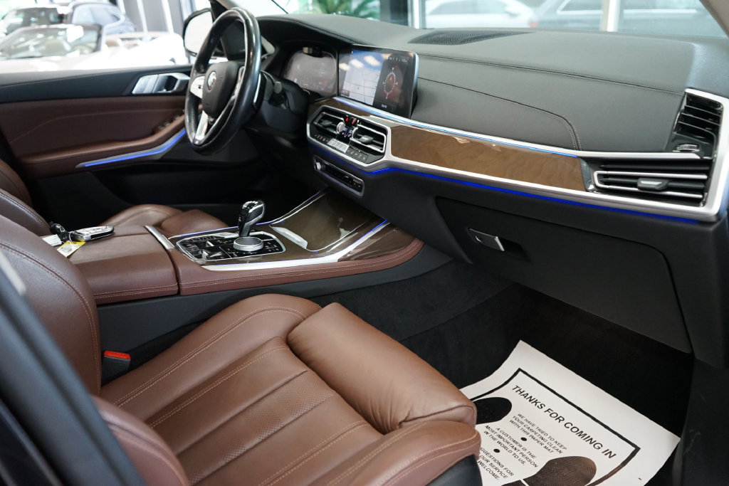 Used 2020 BMW X7 xDrive40i w/ Premium Package AWD/4WD image 54