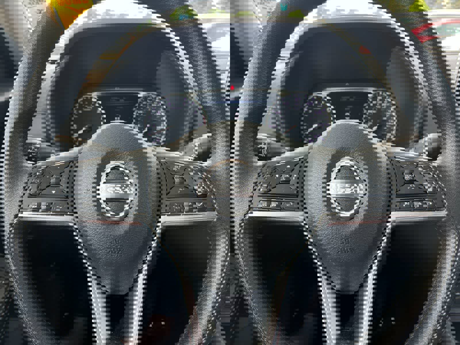 Used 2025 Nissan Sentra SV image 23