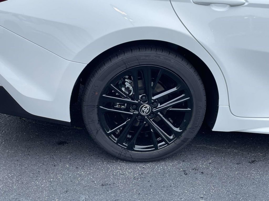 New 2026 Toyota Camry SE FWD image 10