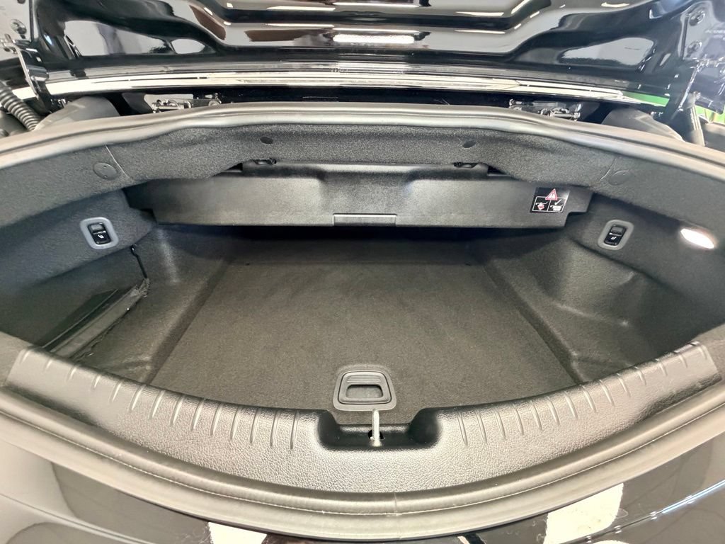 Used 2025 Mercedes-Benz CLE 450 4MATIC Cabriolet image 6