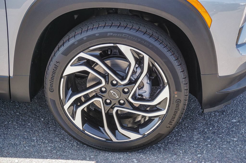 New 2026 Chevrolet TrailBlazer RS w/ Convenience Package FWD image 9
