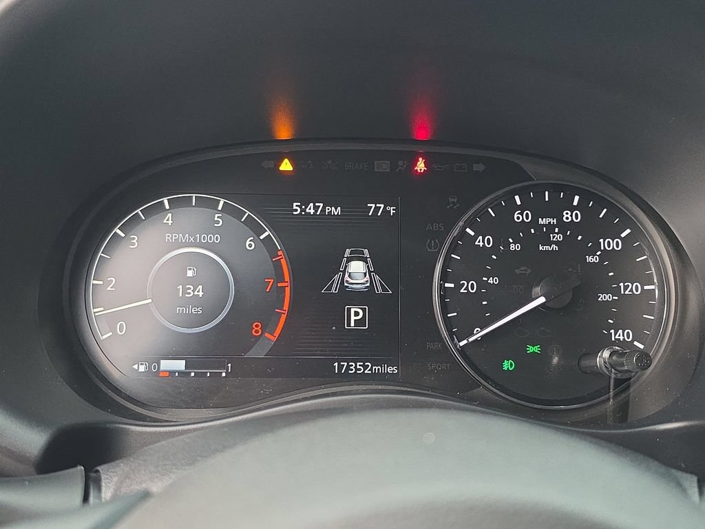 Certified 2024 Nissan Kicks SR FWD image 29