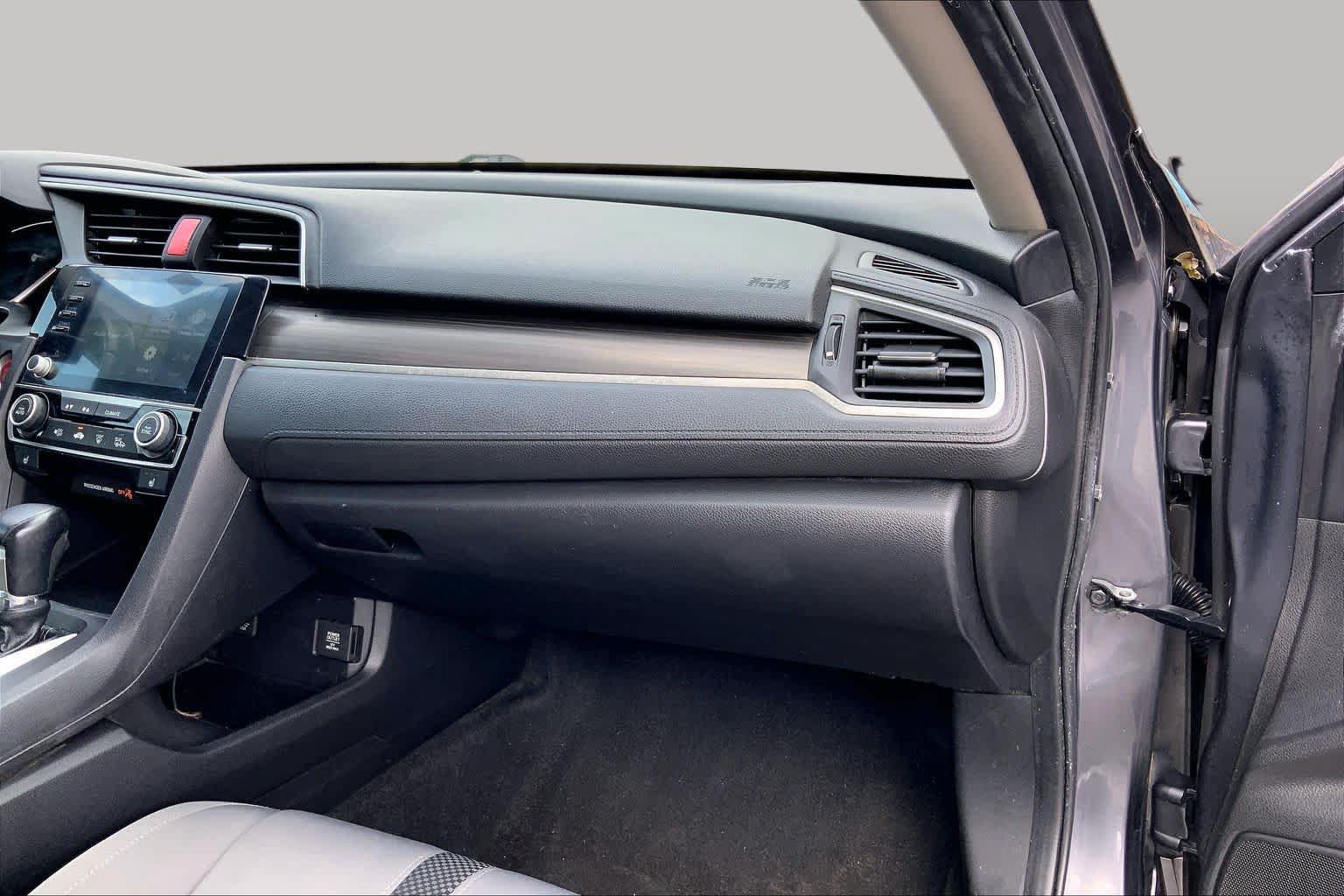 Used 2019 Honda Civic EX image 16