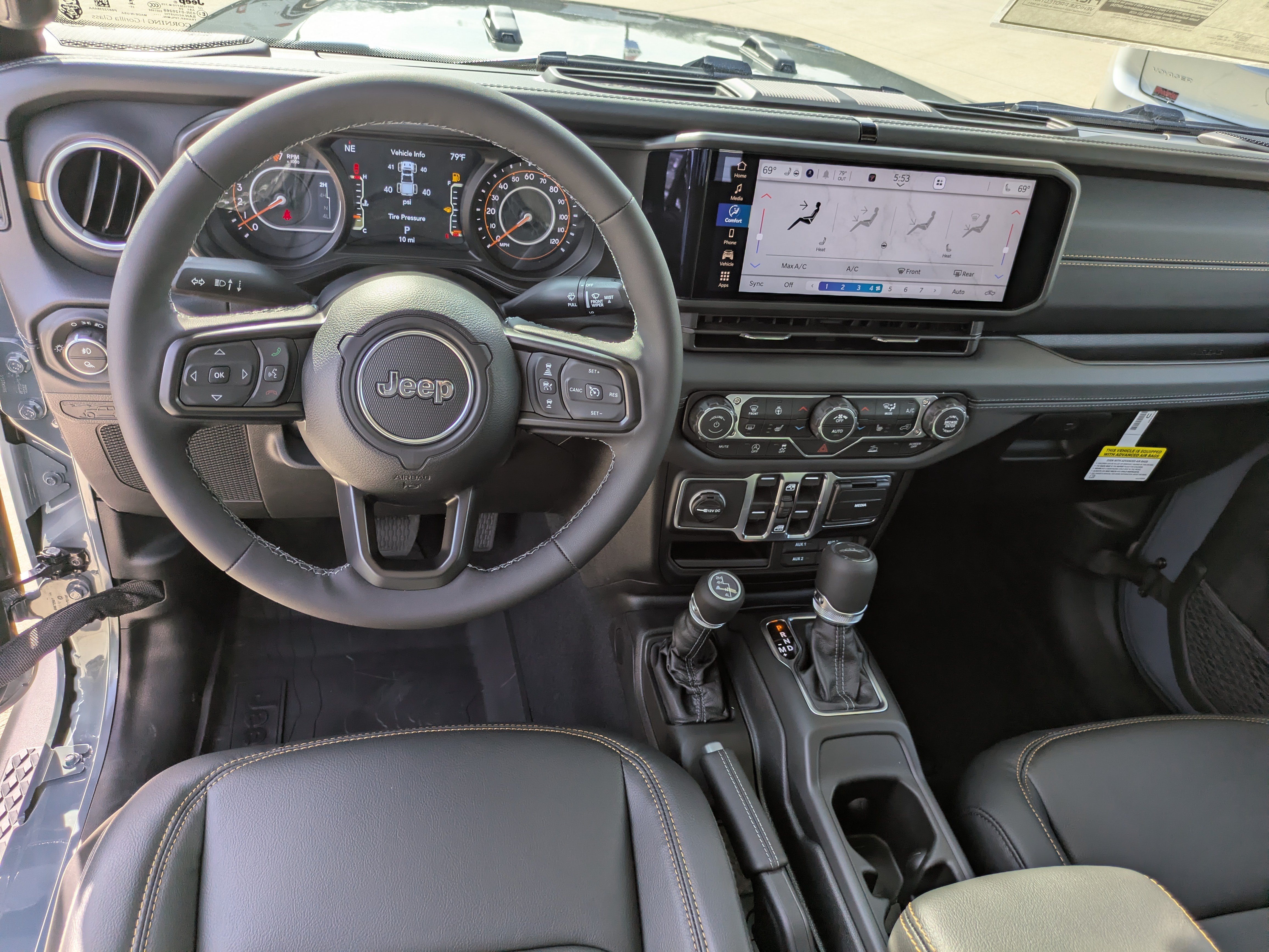 New 2026 Jeep Gladiator Sport AWD/4WD image 12