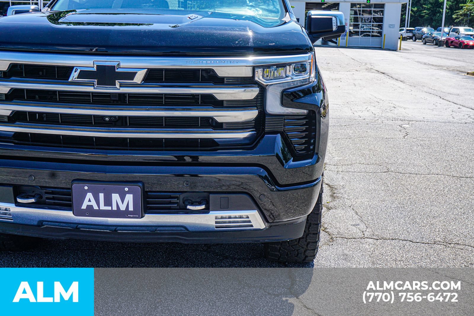 Used 2023 Chevrolet Silverado 1500 High Country w/ High Country Premium Package AWD/4WD image 19