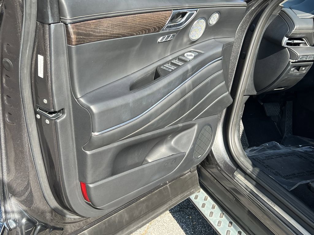 Used 2022 Genesis GV80 3.5T w/ Prestige Package 07 image 8